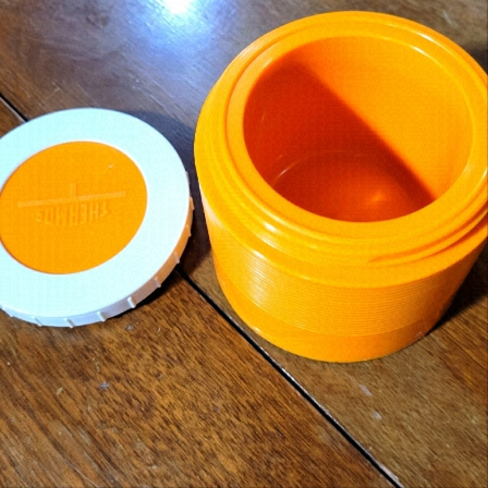 Vintage Thermos 1155 orange single serving insulated container, retro plastic